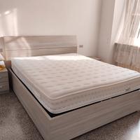 Letto a 2 piazze. cassettiera e armadio