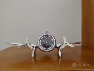 Orologio Aereo Vintage da tavolo in metallo