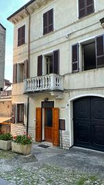 Casa indipendente nel borgo