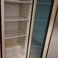frigorifero a vetrinetta 
