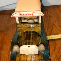 Auto D'epoca In Miniatura Legno lunghezza cm 28 us
