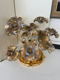 LAMPADA DA TAVOLO CON FIORI IN OTTONE E VETRO DI M