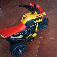triciclo elettrico bimbi