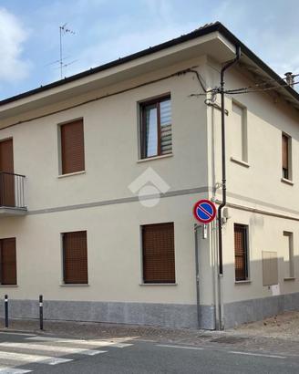3 LOCALI A GRUGLIASCO