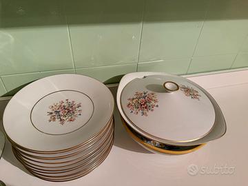 Servizio piatti antichi