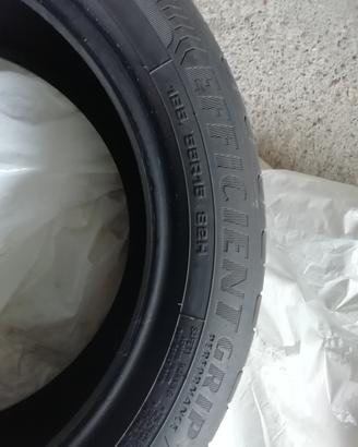 2 gomme estive 185/55 R15 82H