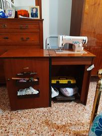 Macchina da cucire NECCHI primi anni 60
