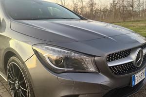 MERCEDES CLA  180 D shooting brake