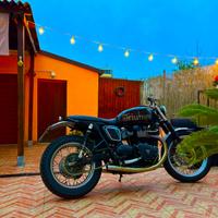 Triumph Bonneville - T100 Cafe Racer Special