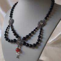 Collana nera vintage gotica perle Corniola Rossa