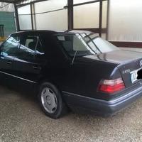 Mercedes E200 w124 ultima versione