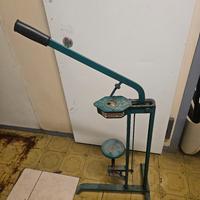 tappatrice manuale a leva per tappi a corona, usat
