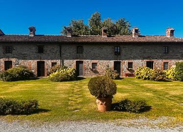 Casa su 2 livelli nelle campagne piacentine