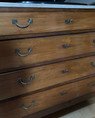 Cassetiera in legno d’epoca