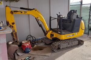 Mini escavatore JCB 8018