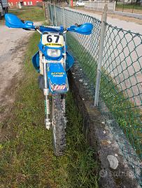 Moto Tm 250 2 tempi.