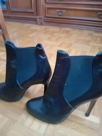 Stivaletti di pelle, BAGATT con tacco