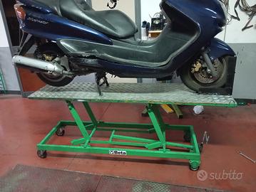 alza moto artigianale 