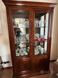 Vetrina in legno massello