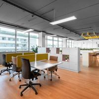 Spazi di coworking a Milano, Centro Leoni