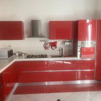 Cucina Scavolini rossa
