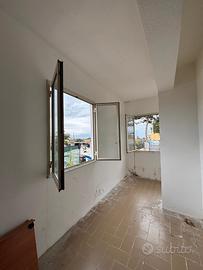 E/1349 Piano terra a pochi passi dal mare