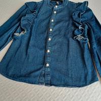 Camicia nuova in jeans con bottoni a perline