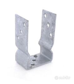 Supporto palo legno ad U  da 9cm. Staffa ad U.