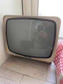 TV bianca nero