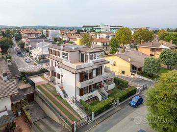 ATTICO A VILLAFRANCA DI VERONA