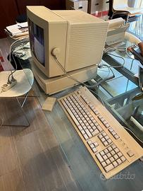 Macintosh II si completo più accessori