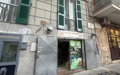 Negozio a Napoli 1 locali