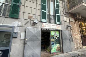 Negozio a Napoli 1 locali