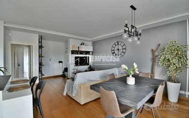 APPARTAMENTO RISTRUTTURATO CON GARAGE