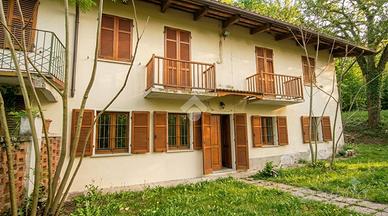 CASA SEMINDIPENDENTE A GASSINO TORINESE