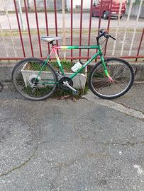 bici MTB funzionante ruote raggio 26,./
