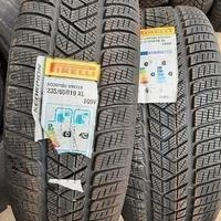 Coppia di pneumatici nuovi 235 65 19 Pirelli