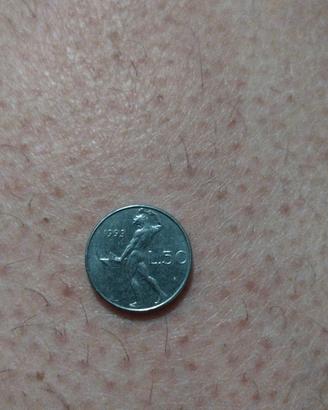 moneta da 50 lire piccola