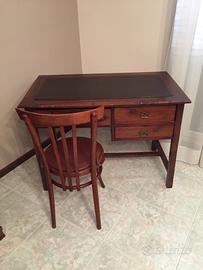Mobile antico + sedia