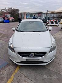 RICAMBI VOLVO V40 84KW MOTORE D4162T