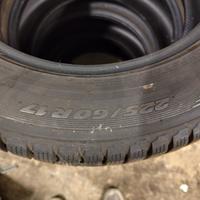 Gomme auto 225/60/17