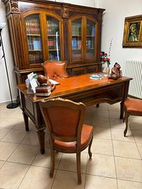 Studio in pelle e radica tutto impellicciato