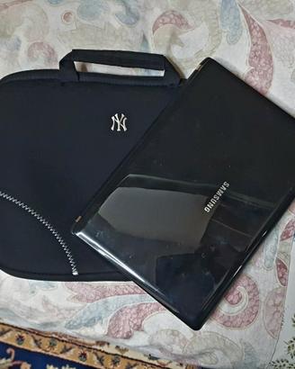 Valigetta pc 10" + custodia