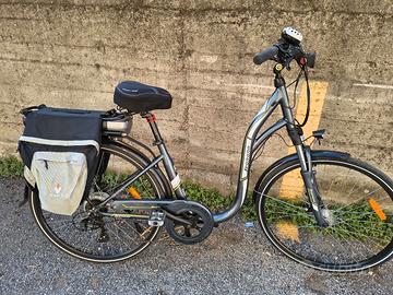Bicicletta elettrica legnano ginseng 