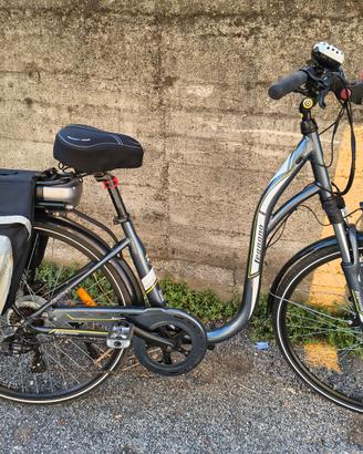 Bicicletta elettrica legnano ginseng 