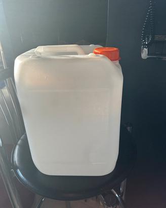 Ragalo le taniche da 10litri