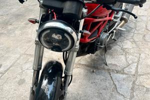 Ducati Monster 600 a carburatori