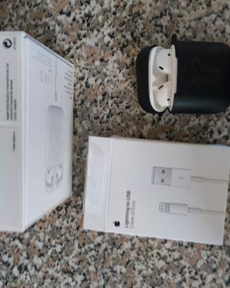 Airpods 2 con custodia quasi nuovi