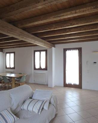 Villa di 290 m² con più di 5 locali a Polesella