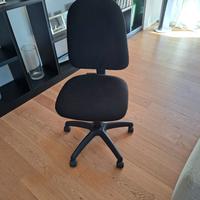 Sedia da ufficio con rotelle